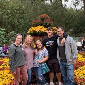 Meet your Posher, Amy